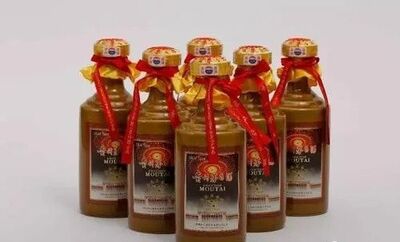 达州本地上门回收白州威士忌酒瓶 名酒虫草燕窝礼品回收