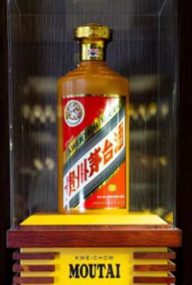 南阳老酒回收/茅台酒礼盒回收图片