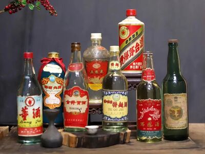 南昌全市回收5升茅台酒回收鉴定名酒老酒图片