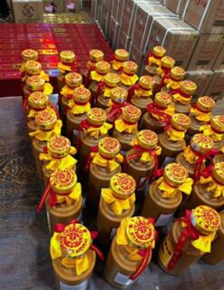南阳上门回收3升茅台酒瓶回收红酒靓茨伯图片