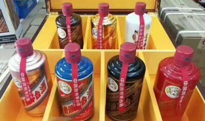 青岛八十年茅台酒空酒瓶回收全市收购茅台空酒瓶图片