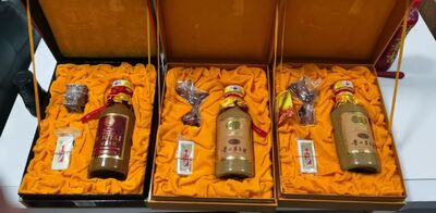 苏州高价上门收购15年茅台酒瓶 价高同行，免费咨询图片