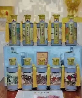 常德抗战胜利70周年茅台酒瓶子回收在线一览当面交易图片