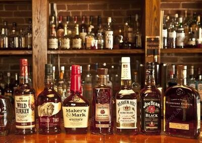玉林北流茅台酒瓶 25年 15年酒瓶回收电话地址