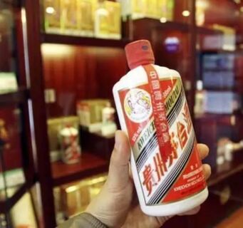 咸宁马年茅台酒上门回收联系电话 回收茅台酒空瓶图片