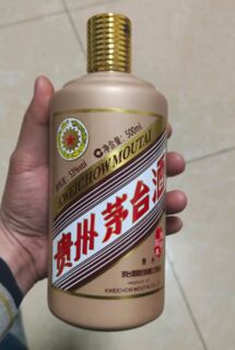 毕节织金附近名酒老酒回收 名酒回收图片