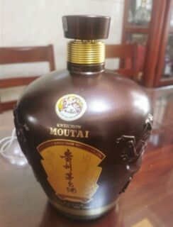 唐山30年茅台茅台酒空瓶子回收全国收购空酒瓶子图片