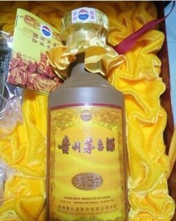 常德定制版茅台酒回收,高价收冬虫夏草微信鉴定图片