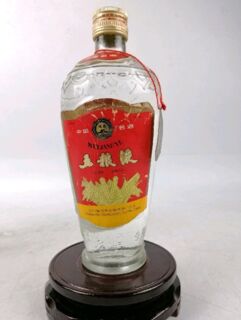 崇左扶绥虎年茅台酒回收门店 高端名酒礼品回收