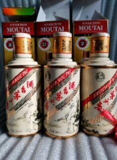 双鸭山饶河收三十年茅台酒瓶 双鸭山回收茅台李白酒