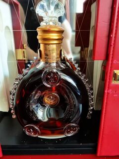 广元收购狗年茅台酒空瓶礼盒-广元回收3L茅台酒瓶子