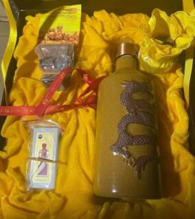 承德高价专业回收蛇茅羊茅空酒瓶子-珍品茅台酒瓶礼盒回收