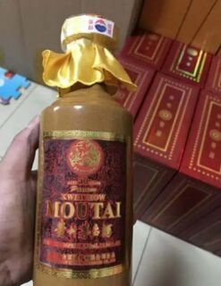 资阳乐至收五十年茅台酒空瓶 资阳整件茅台酒回收图片