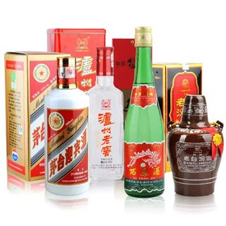 西宁回收茅台酒瓶 茅台酒套装礼盒回收图片