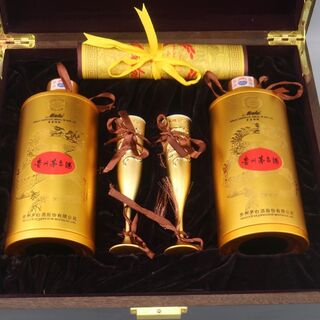 包头固阳收购茅台酒的商家 回收23年整箱茅台 名酒老酒图片
