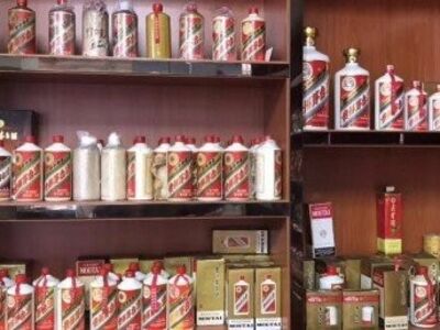 舟山回收年份老茅台酒瓶 茅台酒名酒回收图片