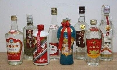 新乡茅台酒瓶礼盒回收-整件茅台酒高价收购电话
