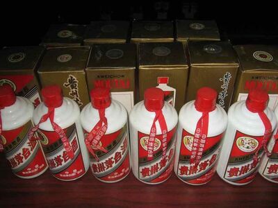 玉林附近收购茅台酒瓶子电话，高档名酒洋酒红酒空瓶回收