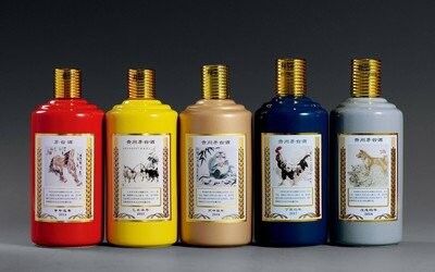 金华本地老酒回收电话 鸡年茅台酒瓶回收公司图片