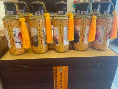 进贤回收80年珍藏茅台酒空瓶 南昌年份茅台酒瓶子回收图片