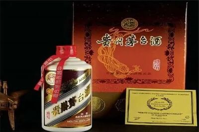 新干年份老茅台酒瓶回收 吉安茅台酒瓶回收平台图片