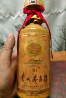 张家口涿鹿酱香老酒收购电话-回收十二生肖茅台酒
