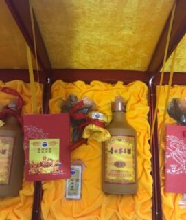 丹东高价回收茅台酒地址 茅台酒回收 高档老酒红酒回收鉴定商家电话图片
