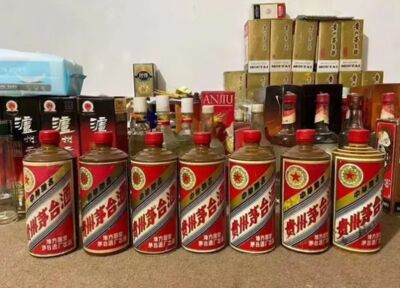 咸宁名酒回收 长期回收龙年生肖茅台酒电话图片