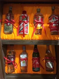 唐山30年50年茅台酒瓶回收上门快速收购预约图片