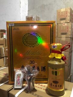 吉林市狗年生肖茅台酒瓶子-回收洋酒 红酒的商家