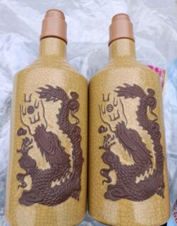 鞍山就近年份茅台酒回收-高价回收洋酒回收图片