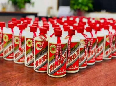 唐山回收50年80年茅台酒-路易十三空瓶回收款项现结图片